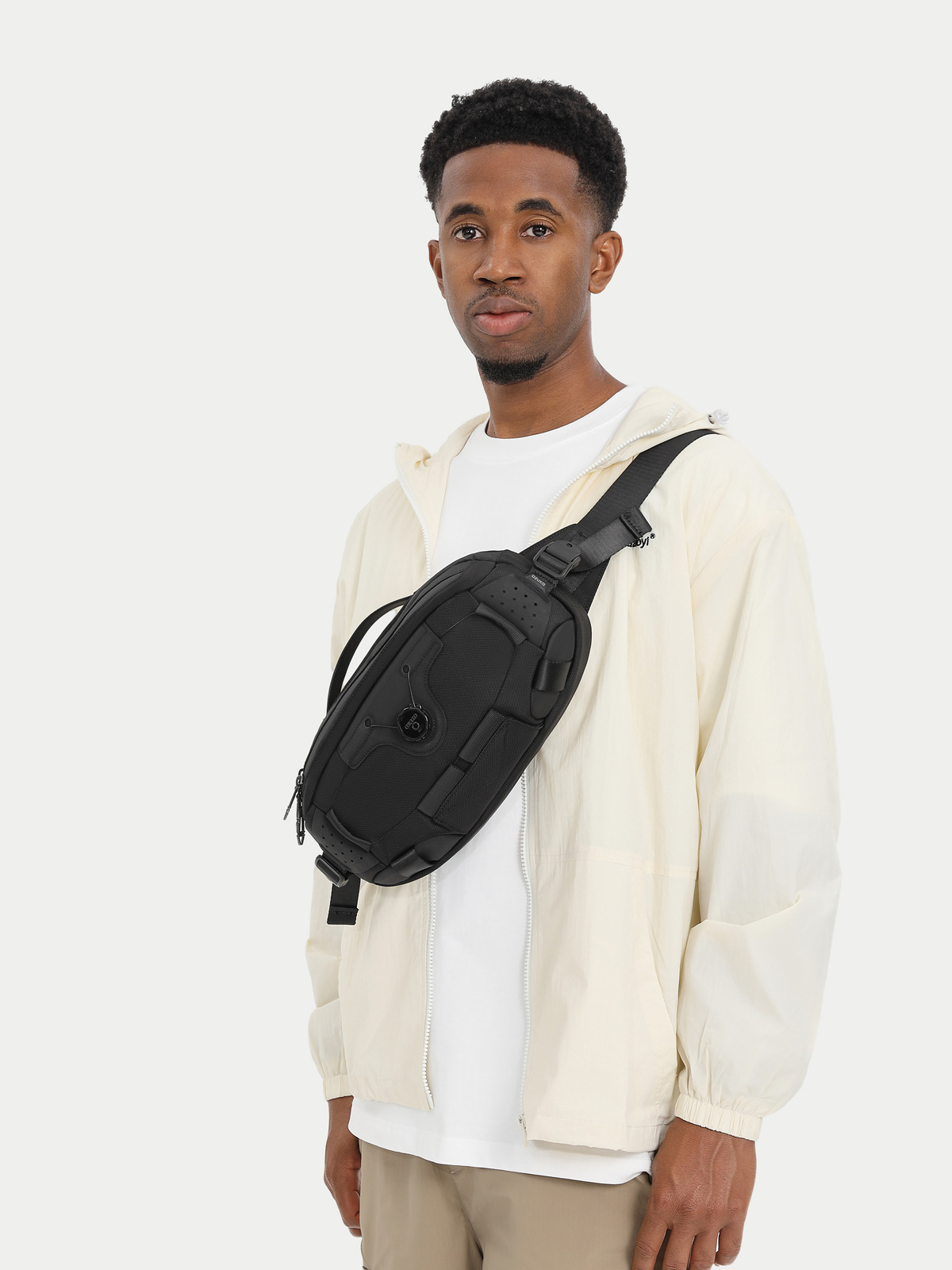 OZUKO Multi-function Chest Bag - Crossbody Bag Men avaliação e preço